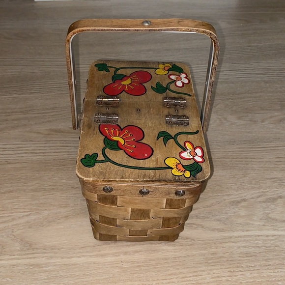 Vintage picnic basket made in Japan 🧺 - Picture 6 of 12